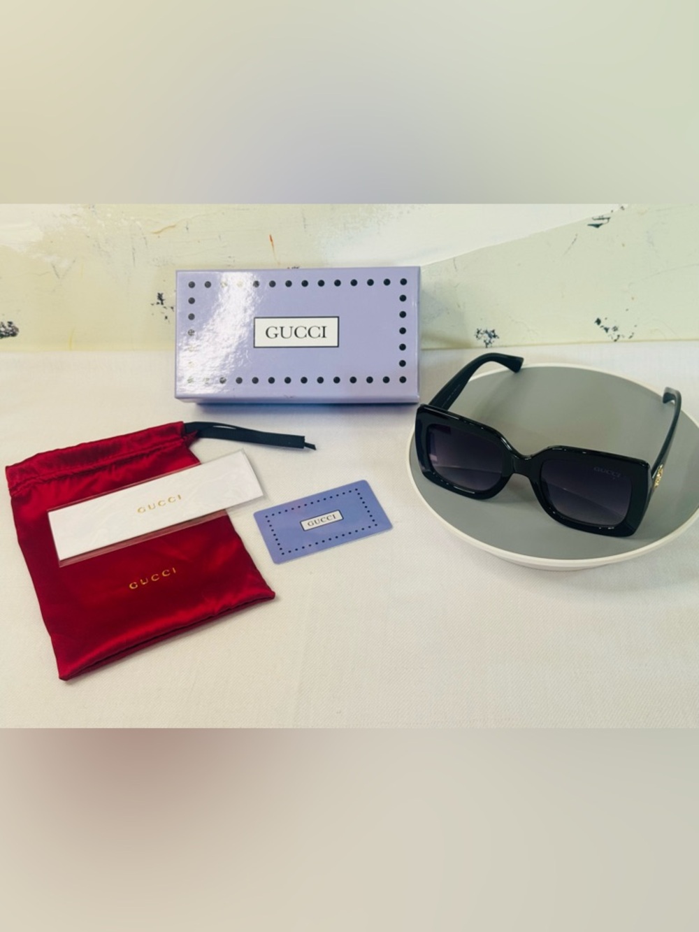 Gucci Oversized Sunglasses Full Inclusion - Picture 15 of 17